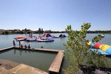 Resort Adventure Inflatable Waterpark Tremplins Water Jump - Lac - Arroques