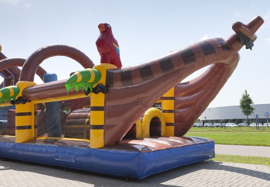 Customized Pirate Ship Obstacle Course Bounce House Long Tunnel