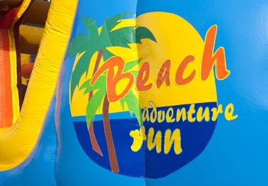 Competive Bounce House Obstacle Course Jumpers Run Beach 17.5m For Adult