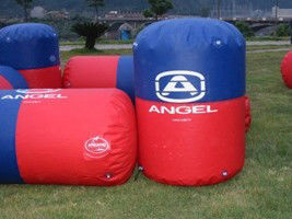 Paintball Equipment Gun Paintball Obstacles , Custom Size Comercial Campo De Paintball inflable