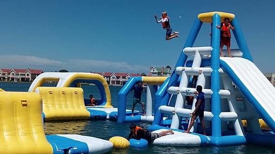 Customized Blow Up Water Parks Puncture Proof Inflatable Floating Water Park ASTM