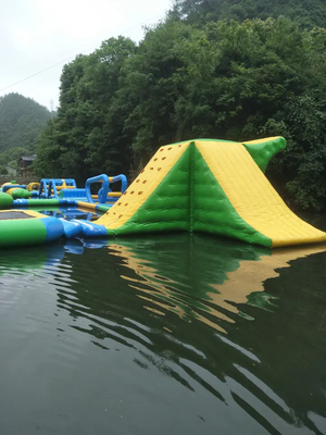 Inflatable Floating Island Trampoline Customized Summer Floating Water Park