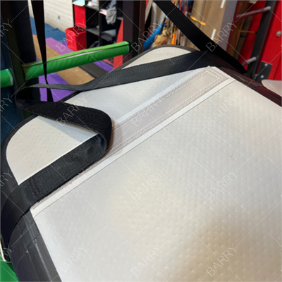 Indoor Playground Ninja Warrior Obstacle Course Inflatable Hanging Obstacle Parkour 8ft Air Bridge