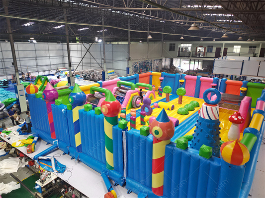 Custom World'S Biggest Kids Indoor Bounce House Theme Park Inflatable Playground