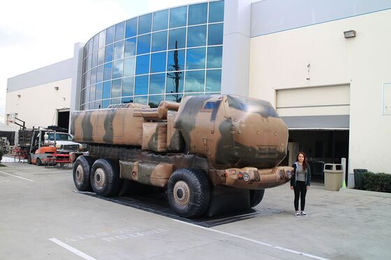 Oxford Cloth PVC Custom Mode Inflatable Dummy Military Cargo Truck