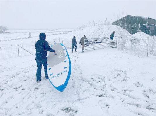 Blue Epoxy Resin Inflatable SUP Board For Snow Park