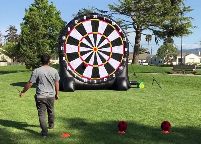 Kids And Adults Giant Inflatable Golf Dart Boards With Balls For Parks