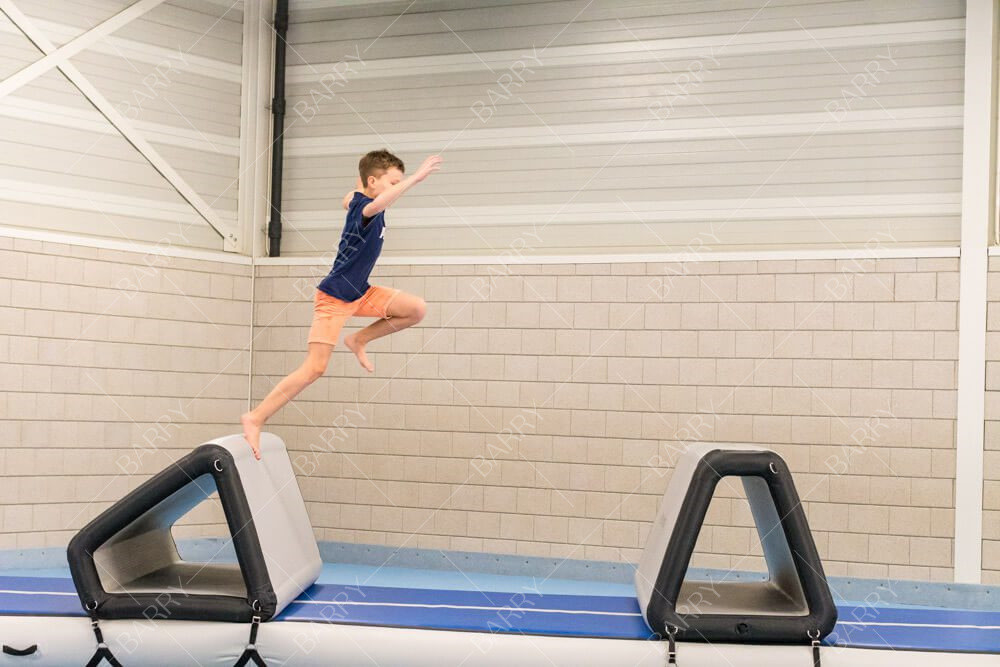 Custom Trampoline Park Air Track Kid Ninja Warrior Obstacle Course Air Obstacle Parkour