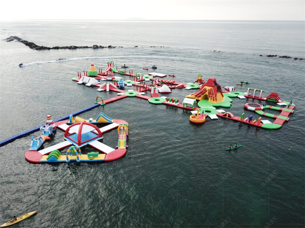 Waterproof Inflatable Floating Water Park Determined By The Size And Fast Shipping By Air
