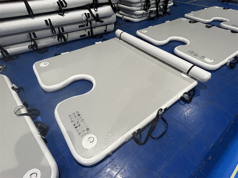 Luxury Water Sport Game 2x2x0.1m Grey Inflatable Dock Platform Landing Mats For Boat Stop