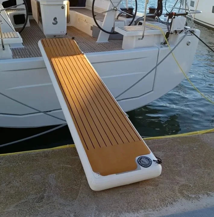Outdoor DWF + EVA Material Inflatable Pontoon Gangway Jet Ski Floating Platform Docks