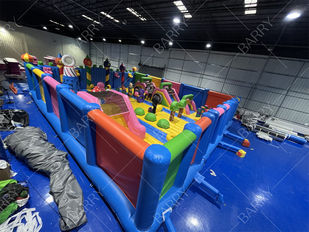 Outdoor Water Park Inflatable Water Playground Theme Park Indoor Play Area Trampoline Park
