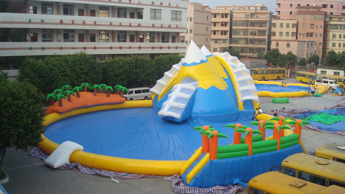 UV Resistance PVC Tarpaulin Inflatable Water Park With Pool Well Tailed